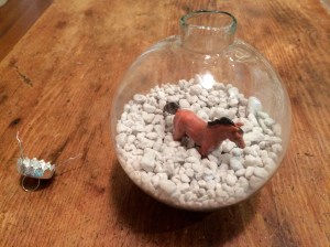making the horse ornament / bayareaassistant.com
